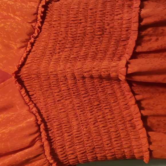 small red midi dress - Picture 3 of 4